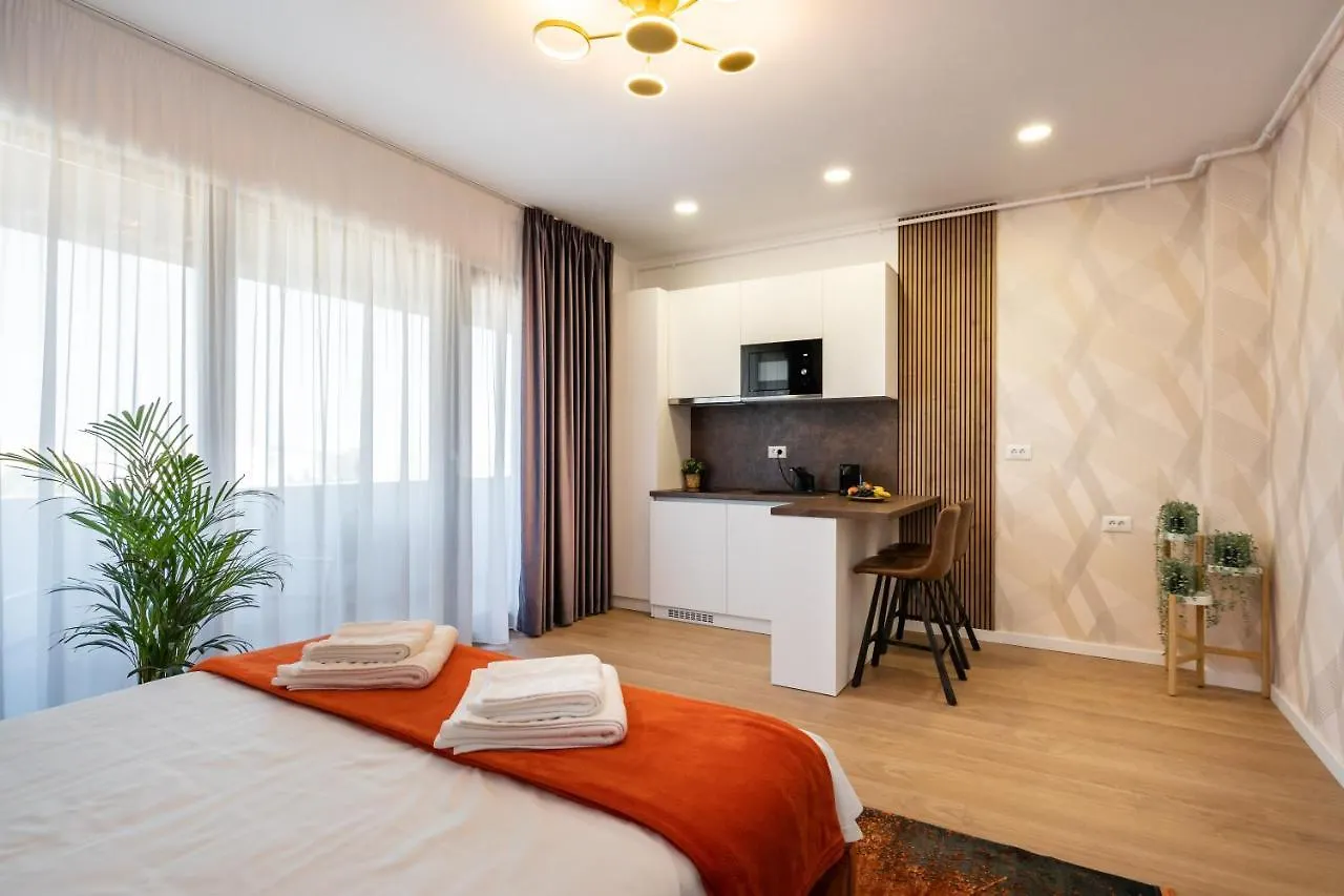 Glamour Apartments 8 Бухарест 0*,  Румыния